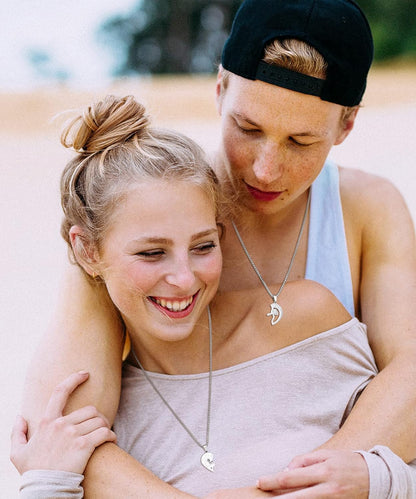 Heart Pendant Necklaces for Women Mens